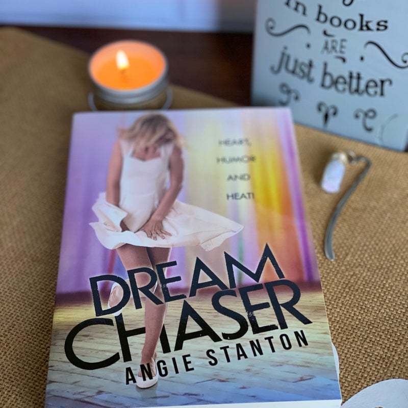 *signed* Dream Chaser Bookworm Box Edition 