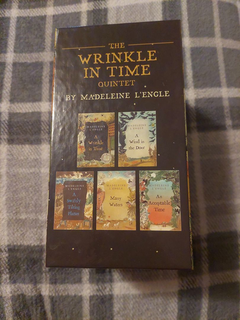 The Wrinkle in Time Quintet - Digest Size Boxed Set
