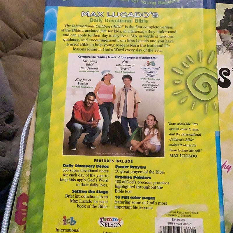 Children's Daily Devotional Bible