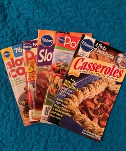 Set of 5 Pillsbury cookbook magazines 