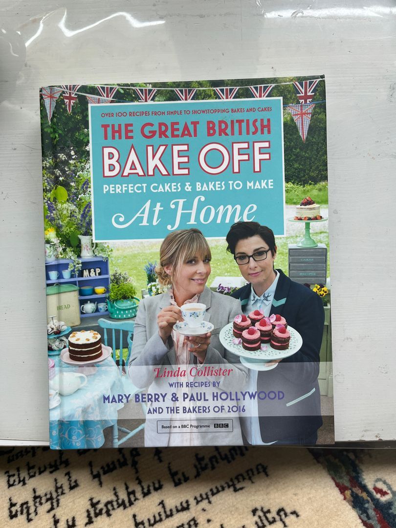 Great British Bake off - Perfect Cakes and Bakes to Make at Home