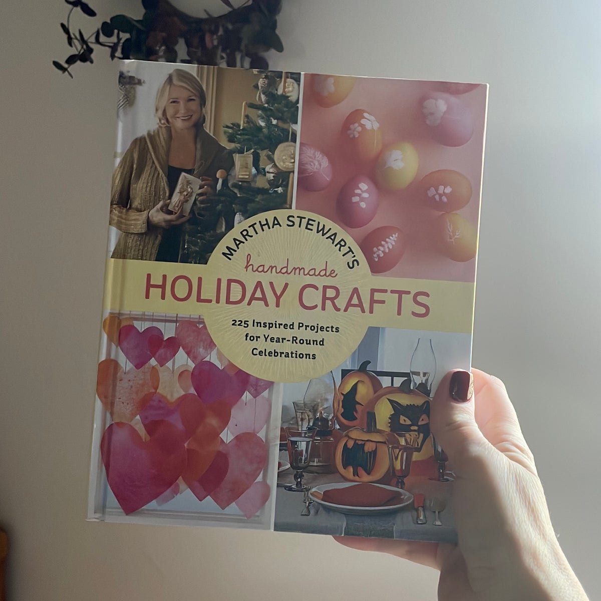 Martha Stewart's Handmade Holiday Crafts