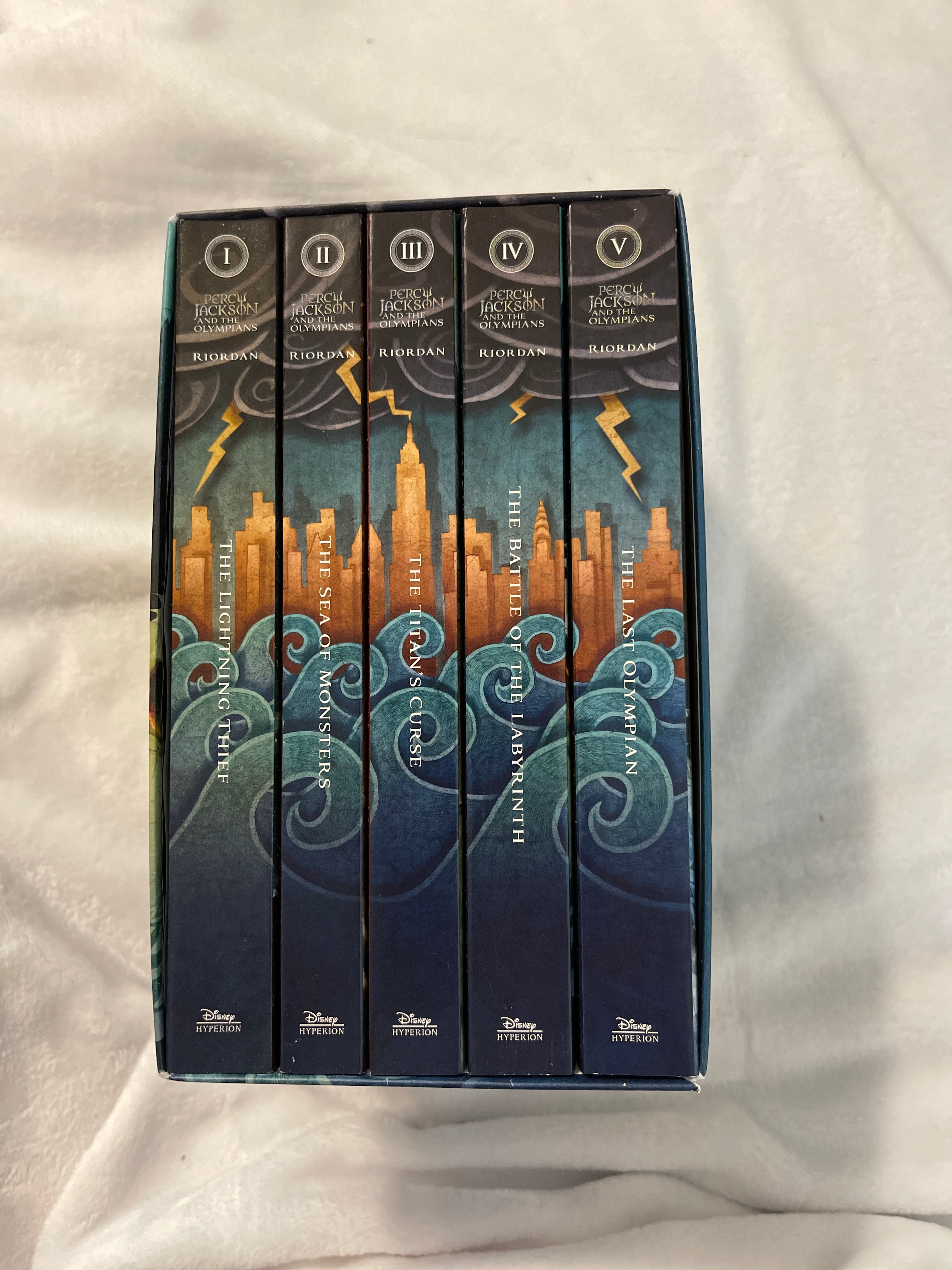 Percy Jackson and the Olympians 5 Book Paperback Boxed Set (new Covers W/poster)