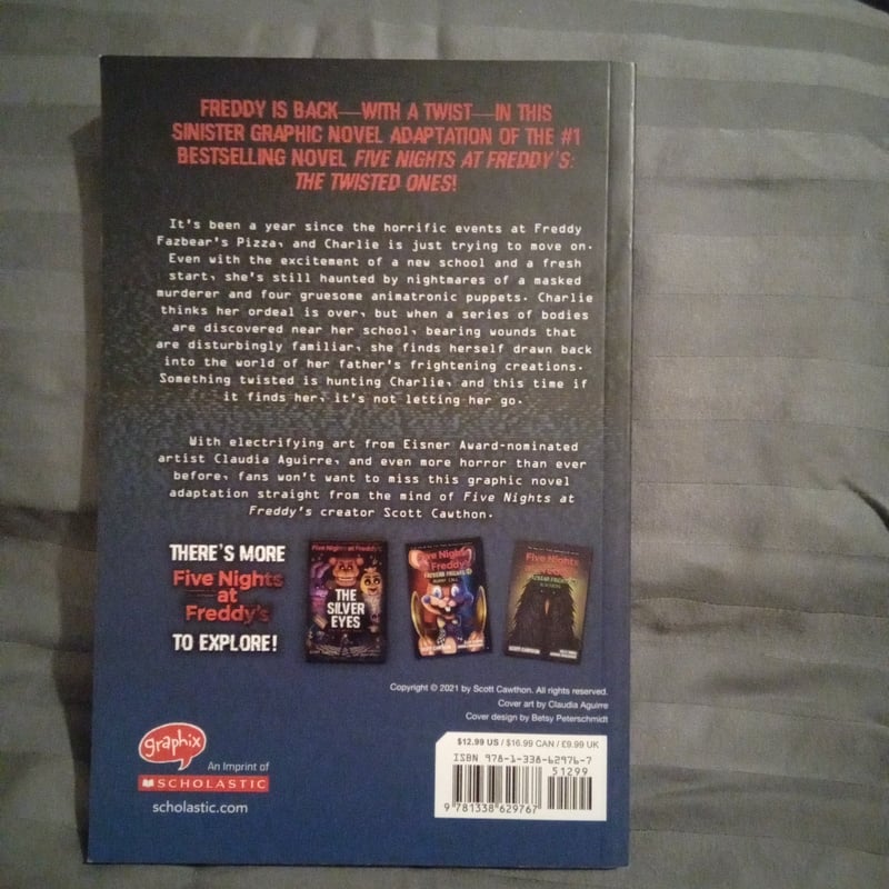 The Twisted Ones (Five Nights at Freddy's Graphic Novel #2)