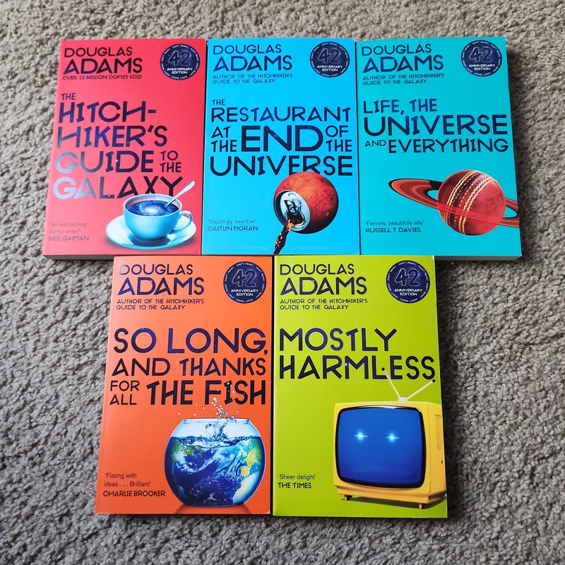 Douglas Adams Pan Boxset - the Hitchhiker's Guide to the Galaxy Book 1-5