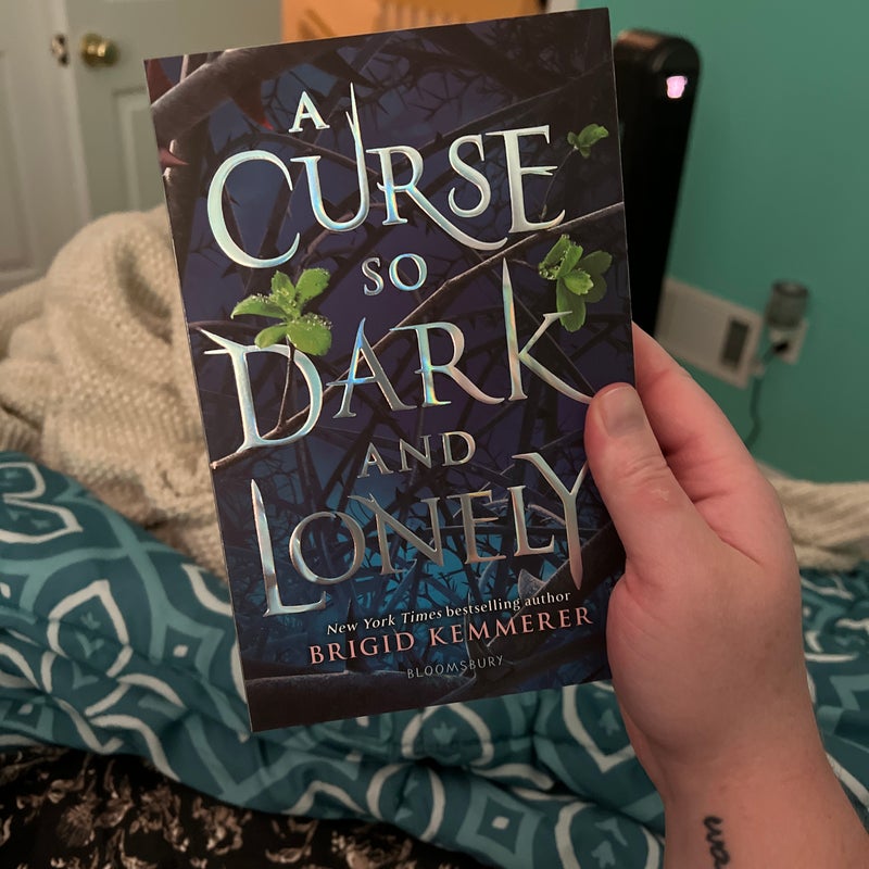 A Curse So Dark and Lonely: the Complete Cursebreaker Collection