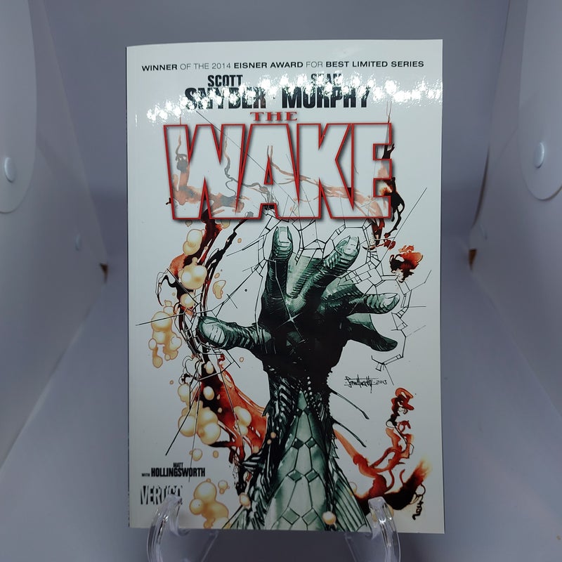 The Wake by Scott Snyder Sean Murphy Graphic Novel Vertigo Comics Paperback