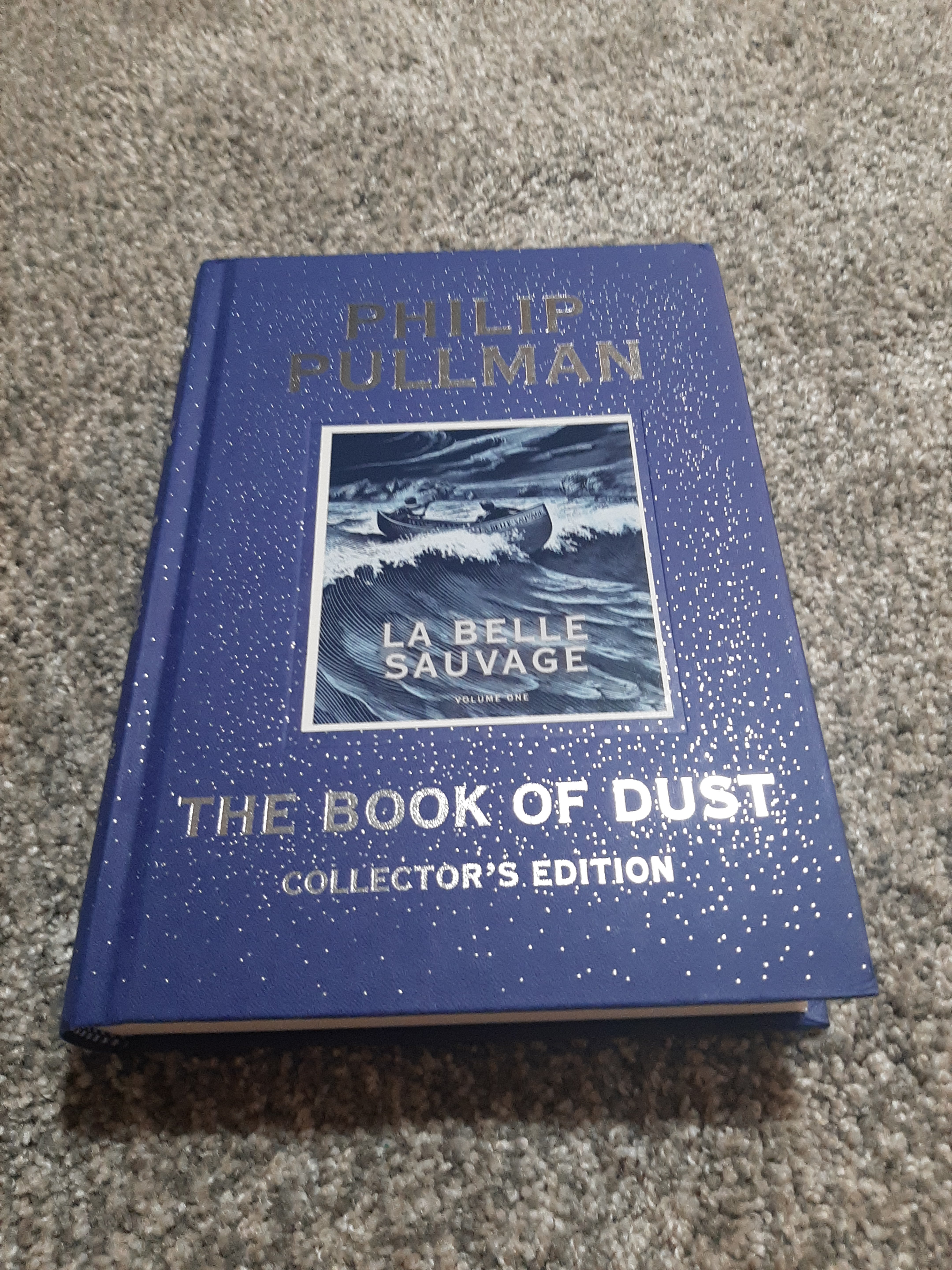 The Book of Dust: la Belle Sauvage Collector's Edition (Book of Dust, Volume 1)