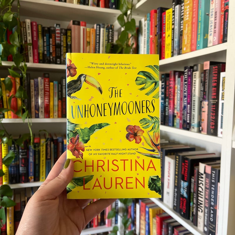 The Unhoneymooners by Christina Lauren, Paperback | Pangobooks