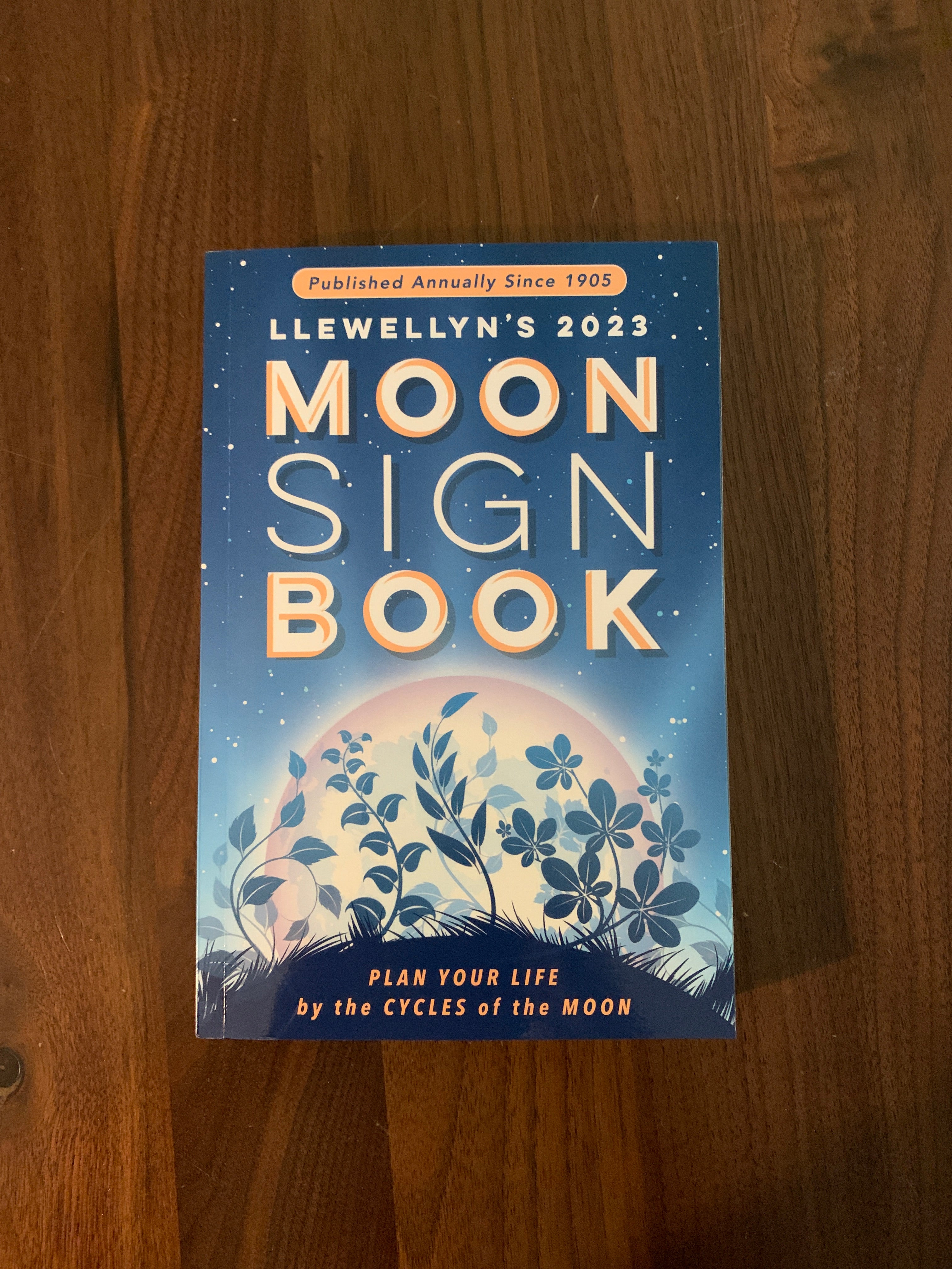 Llewellyn's 2023 Moon Sign Book