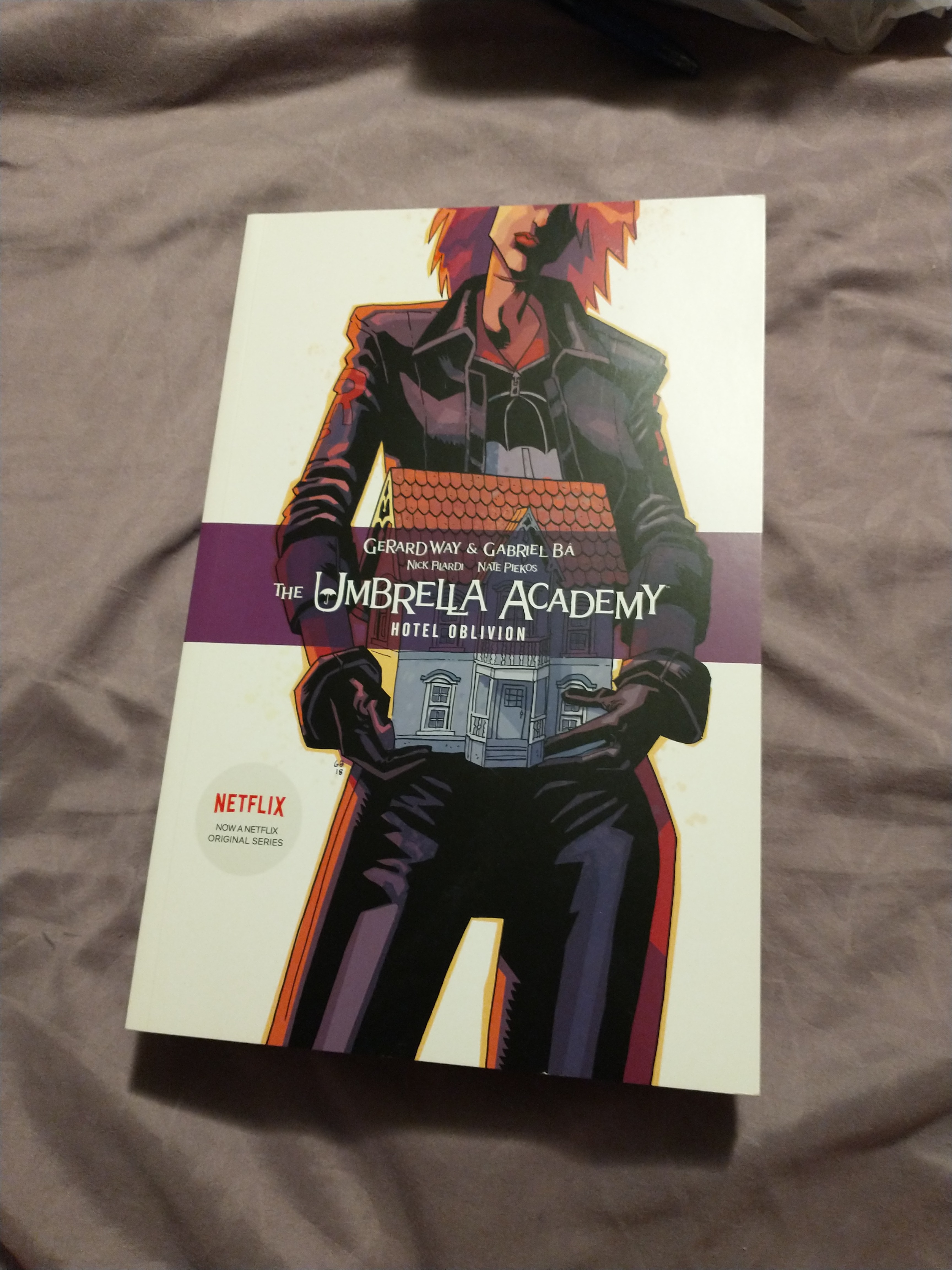 The Umbrella Academy Volume 3: Hotel Oblivion