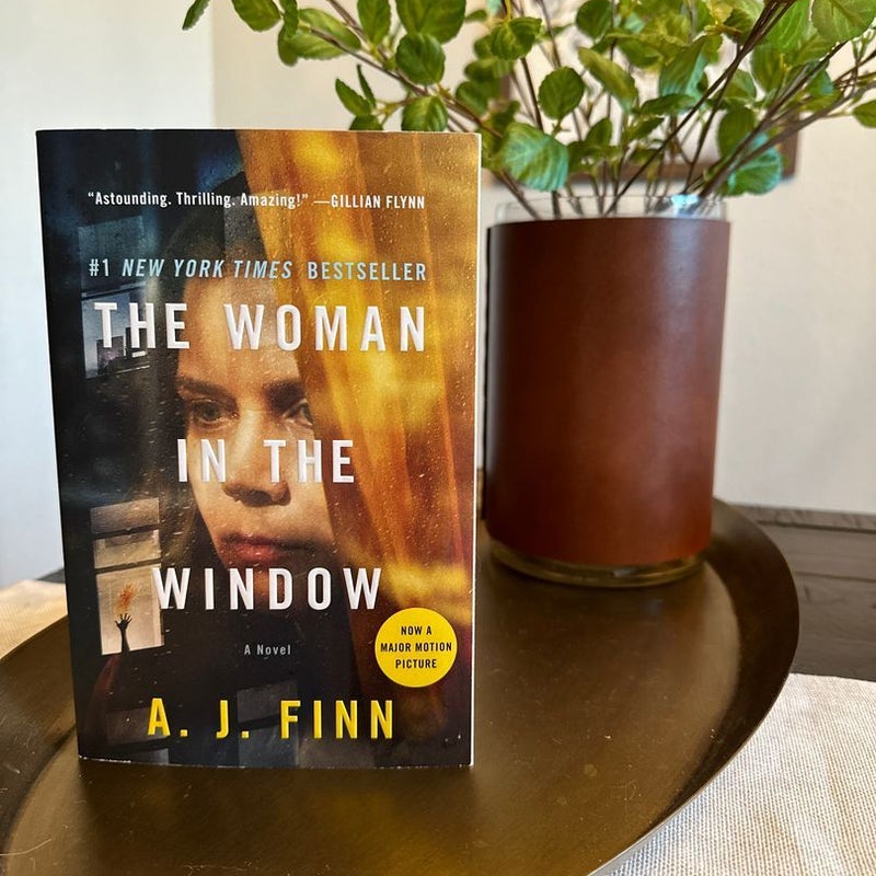 The Woman in the Window [Movie Tie-In]