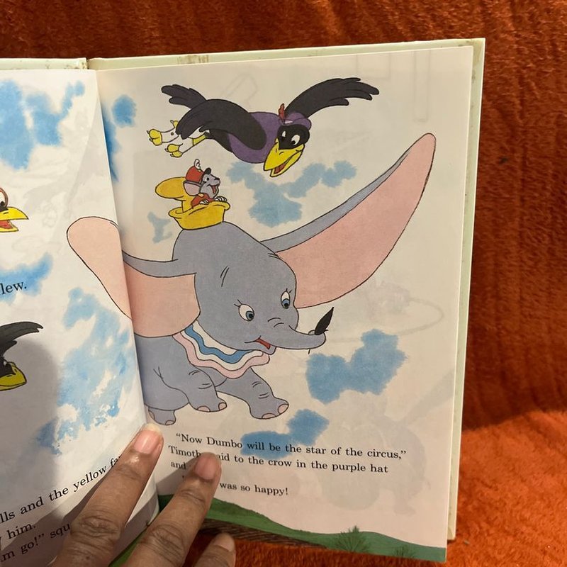 dumbo-flying-elephant-by-disney-book-club-staff