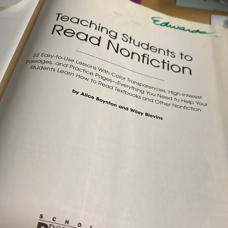Teaching Students to Read Nonfiction by Alice Boynton, Wiley Blevins