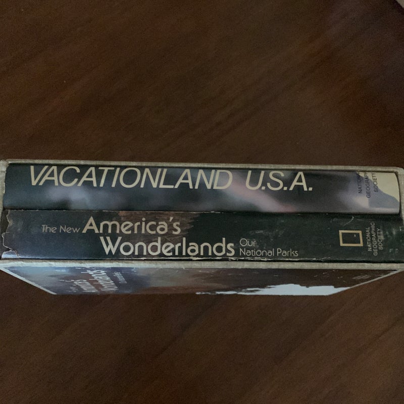 VACATIONLAND U.S.A  New York: National Geographic Society, 1970. Hardcover.ISBN: 0870440837 