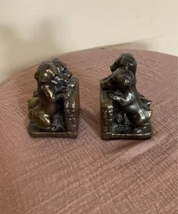 Looking to spice your Book shelve Dog Statuses Bookend 