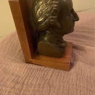 Looking to spice your Book shelve George Washington us President Bookend 