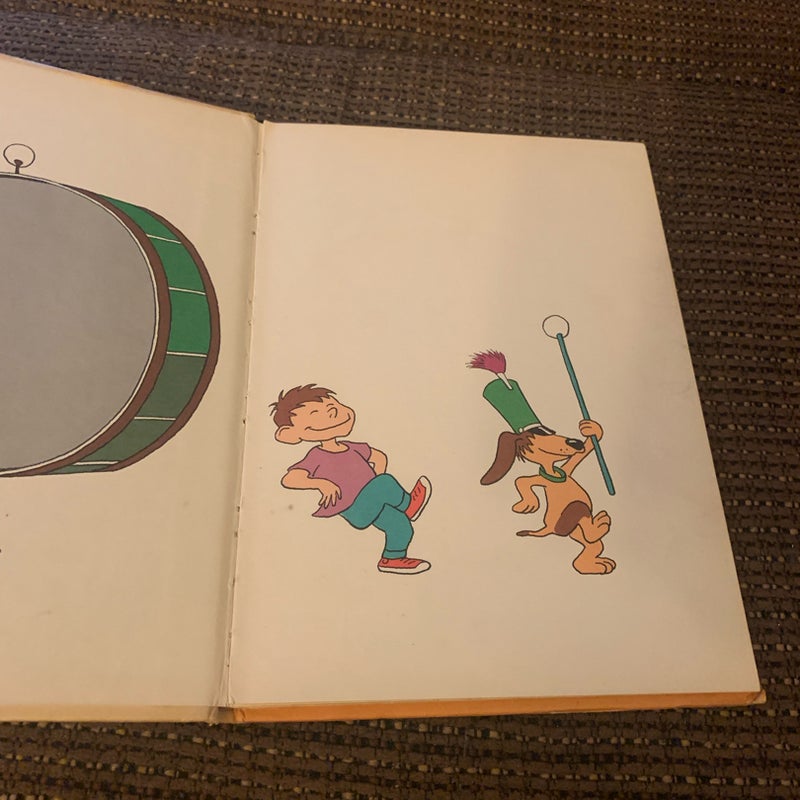The Ear Book by Al Perkins 1968 HC/DJ Dr. Seuss Bright & Early Book 1st Edition