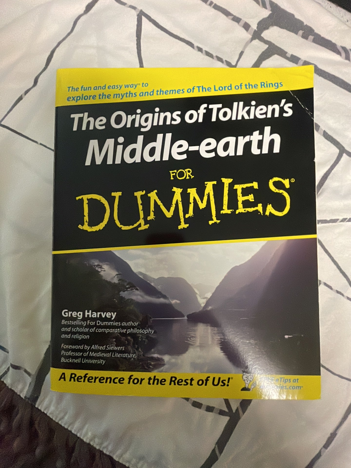 The Origins of Tolkien's Middle-Earth for Dummies