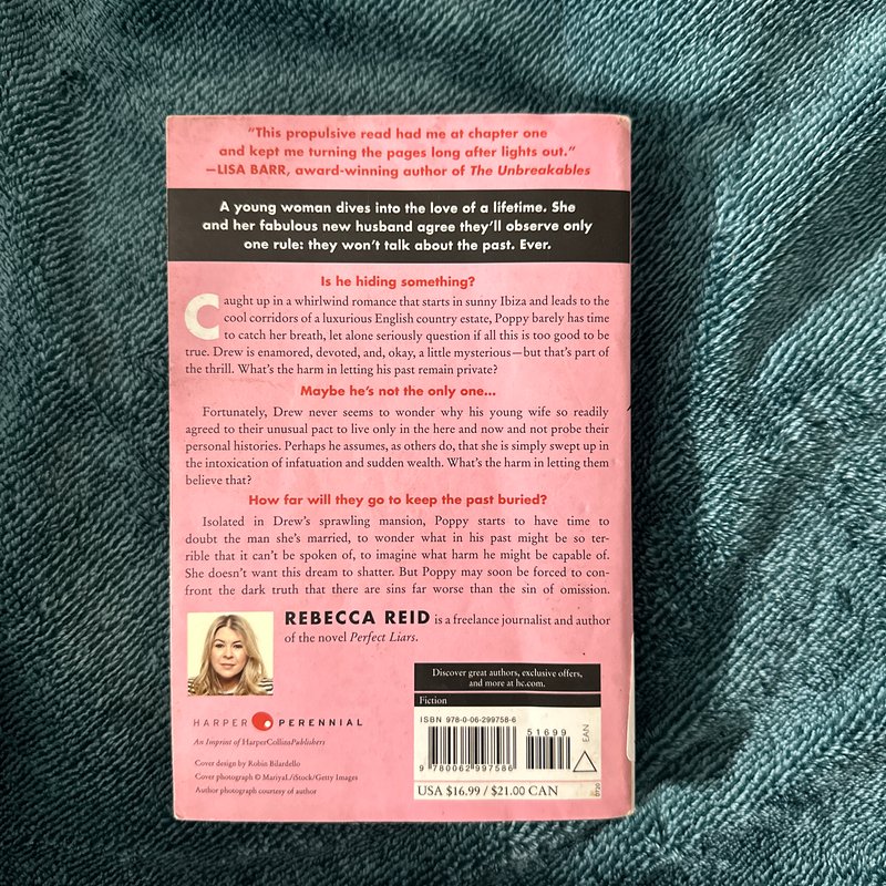 The Truth Hurts by Rebecca Reid, Paperback | Pangobooks