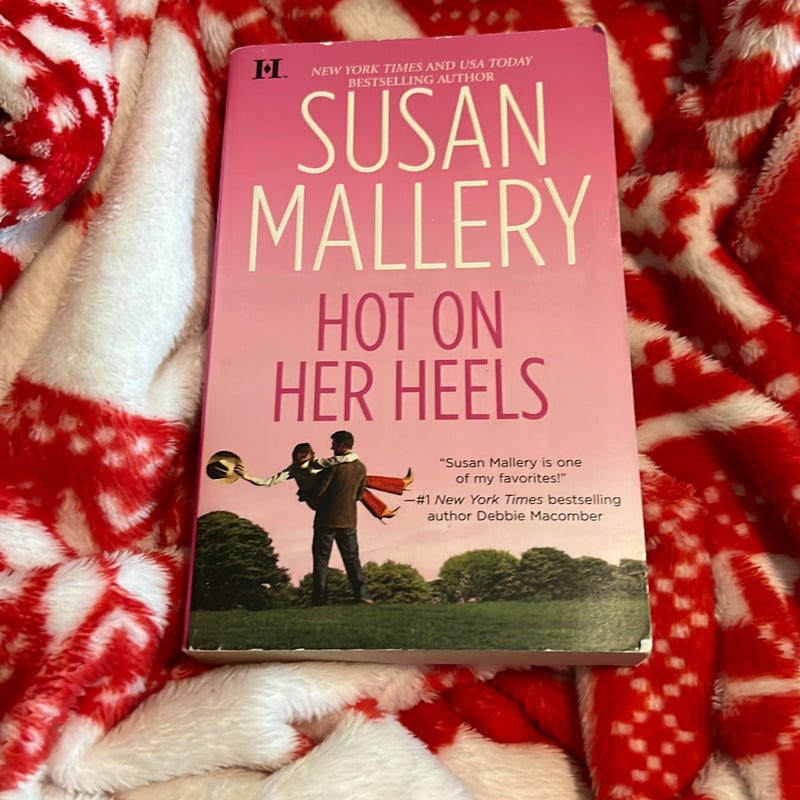 Hot on Her Heels (Lone Star Sisters) (Hqn)