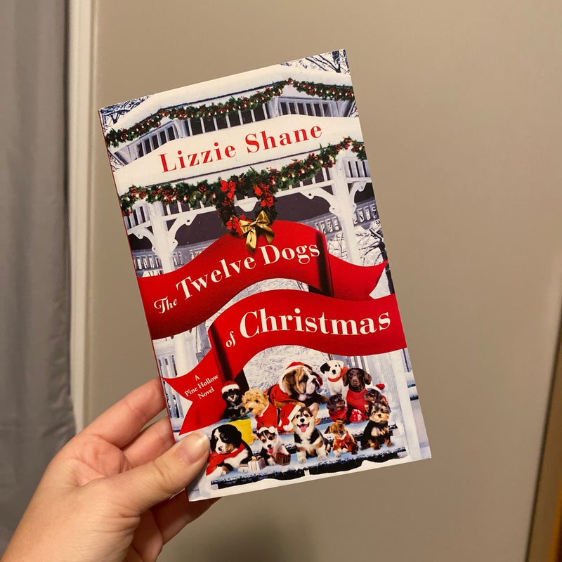 The Twelve Dogs of Christmas