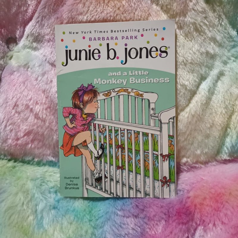 Junie B. Jones #2: Junie B. Jones and a Little Monkey Business