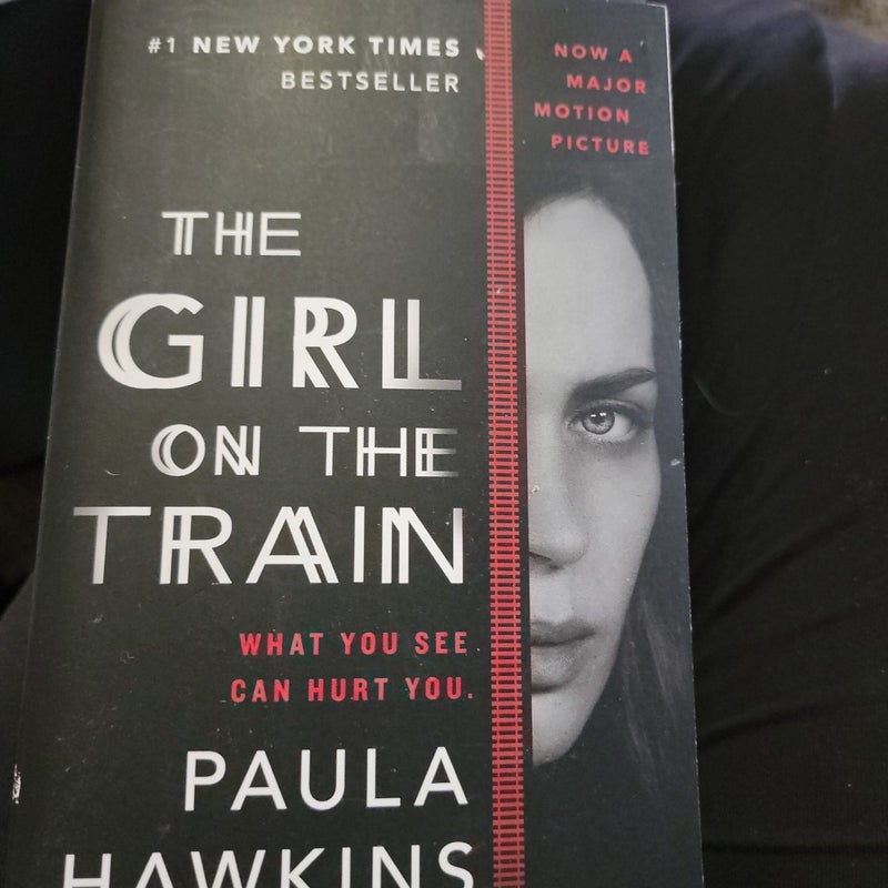 The Girl on the Train (Movie Tie-In)