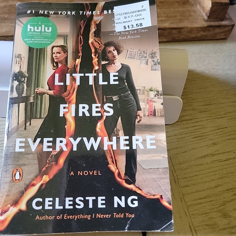 Little Fires Everywhere (Movie Tie-In)