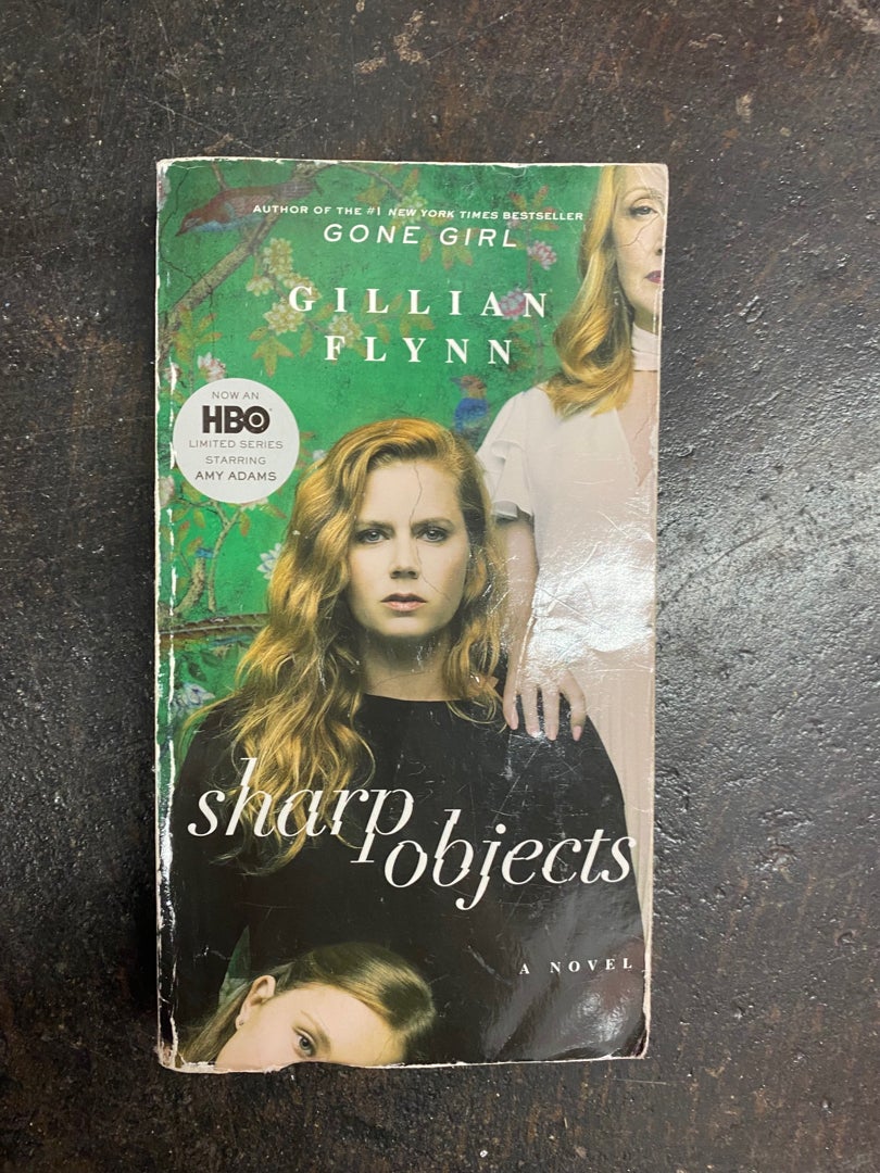 Sharp Objects (Movie Tie-In)