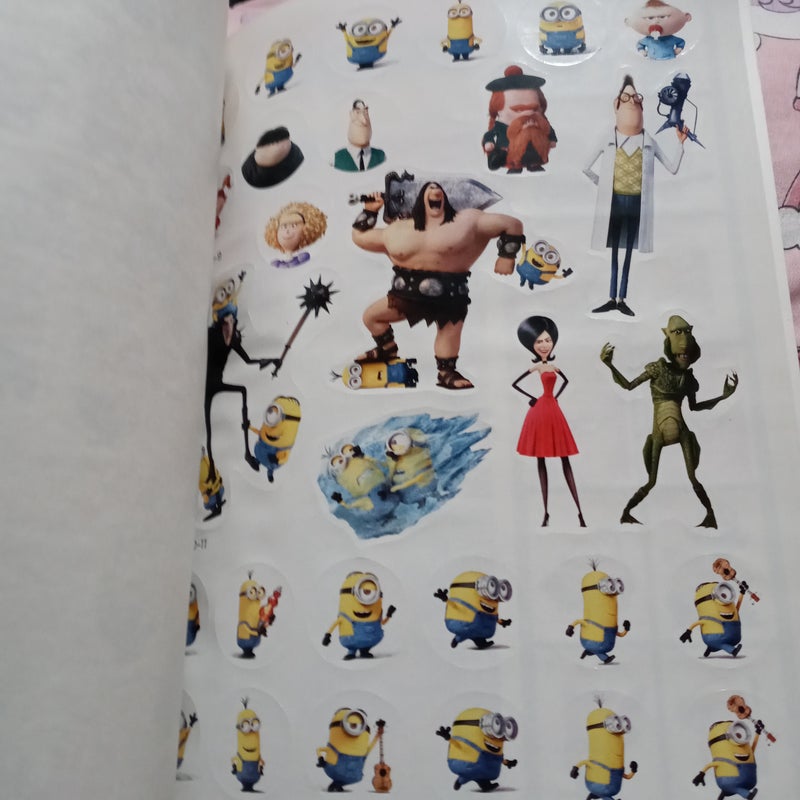 Minions: the Road to Villain-Con: Reusable Sticker Book