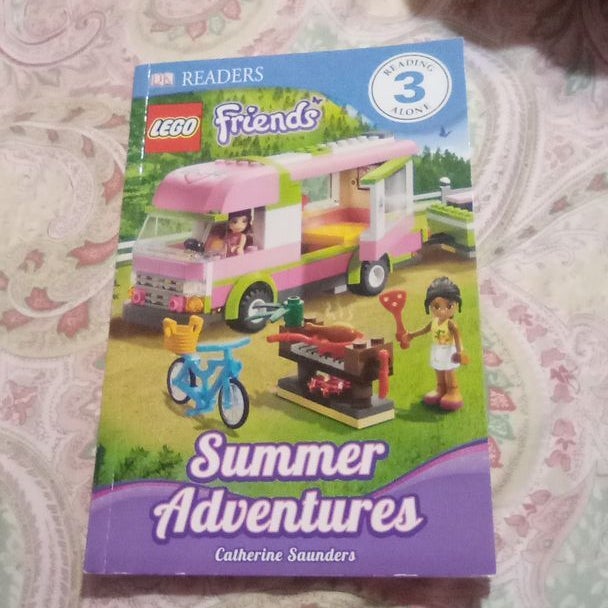 DK Readers L3: LEGO Friends: Summer Adventures