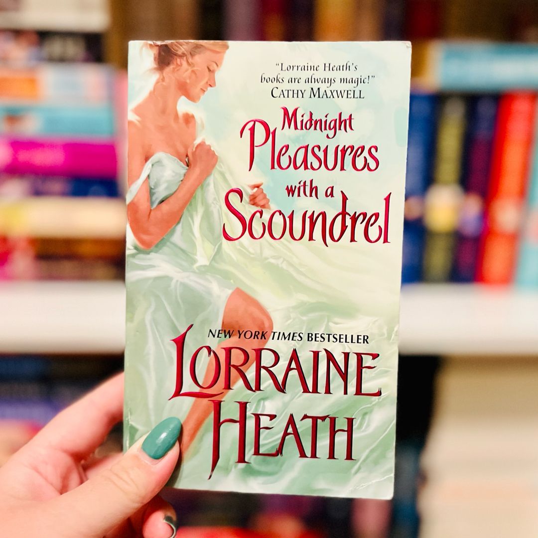 Midnight Pleasures with a Scoundrel