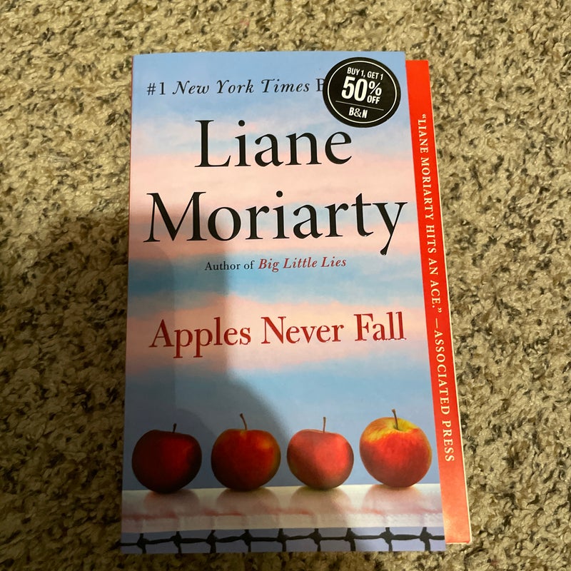 Apples Never Fall