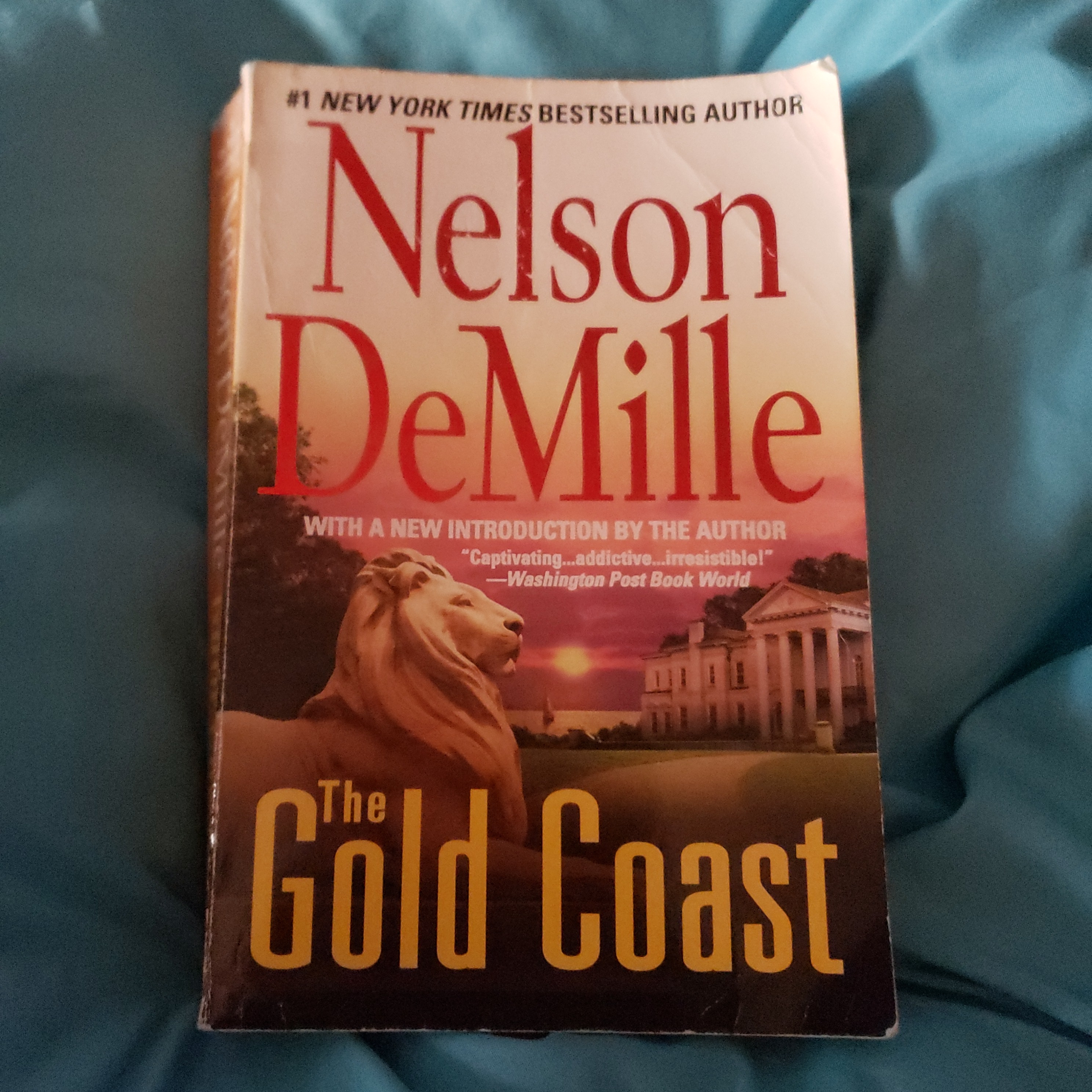 The Gold Coast by Nelson DeMille - Pricing Data