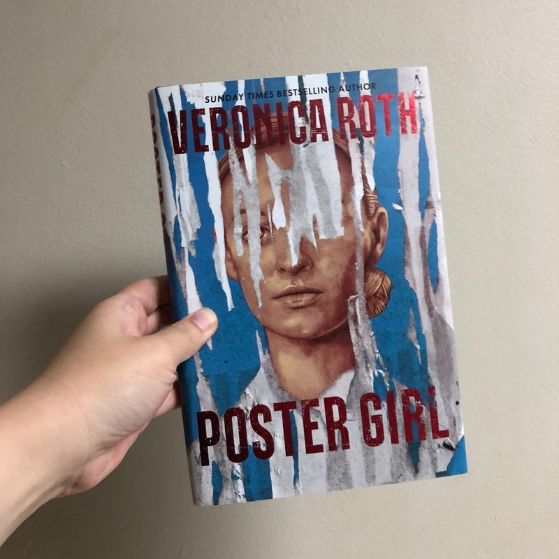Poster Girl (FairyLoot signed exclusive edition)