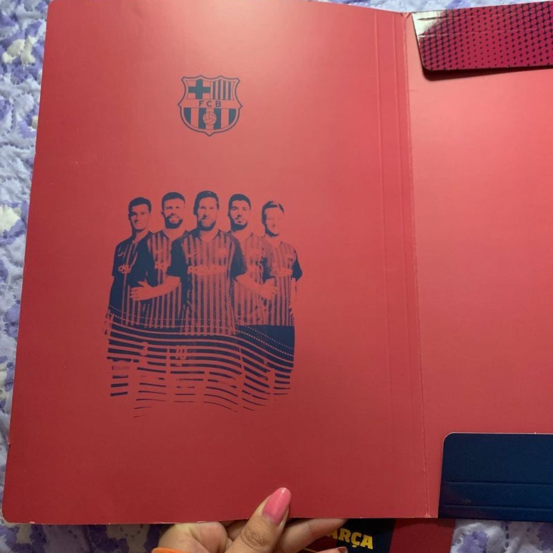 MESSI NOTEBOOK & FOLDER SET! ⚽️