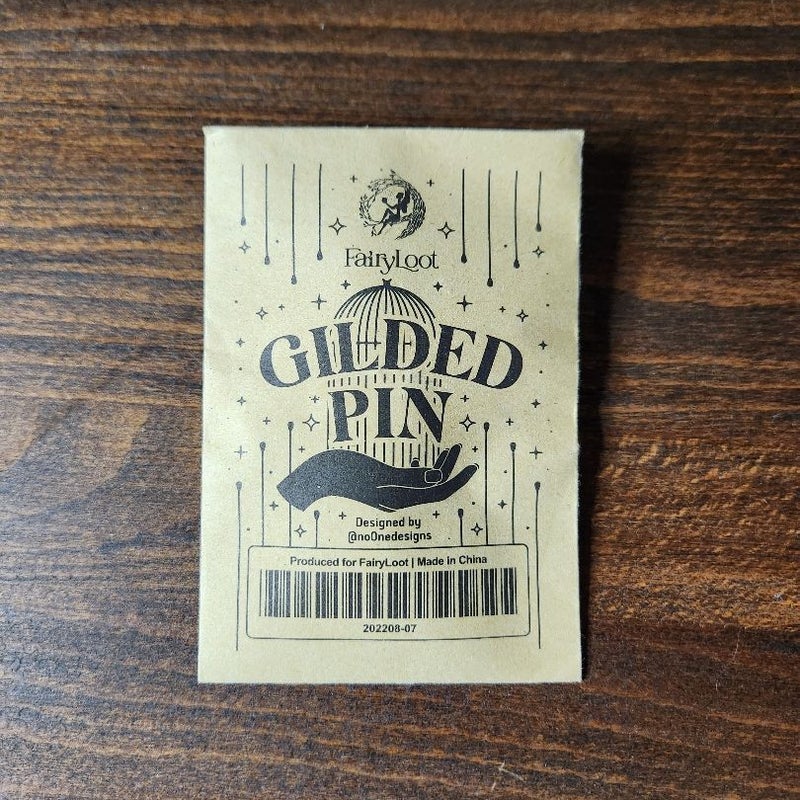 Gilded pin 