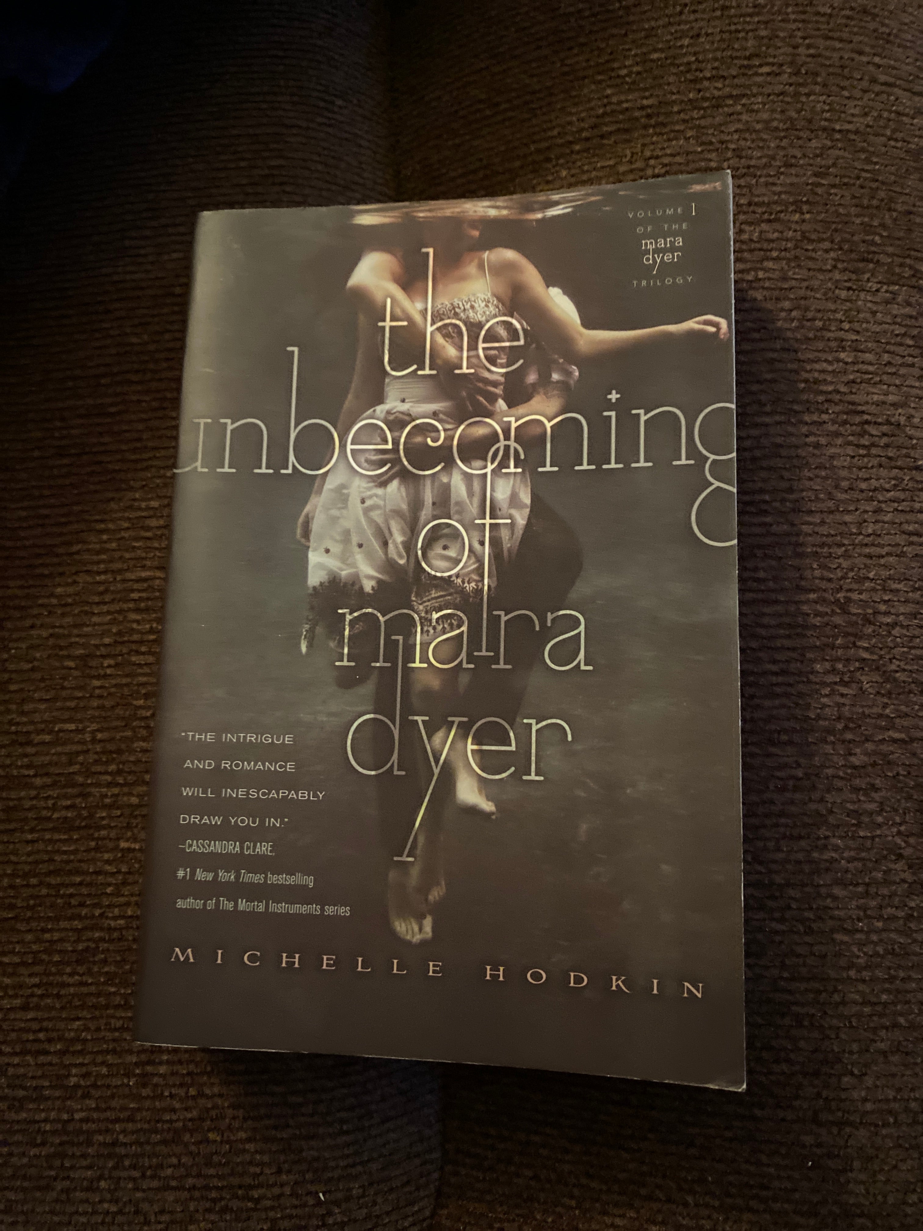 The Unbecoming of Mara Dyer