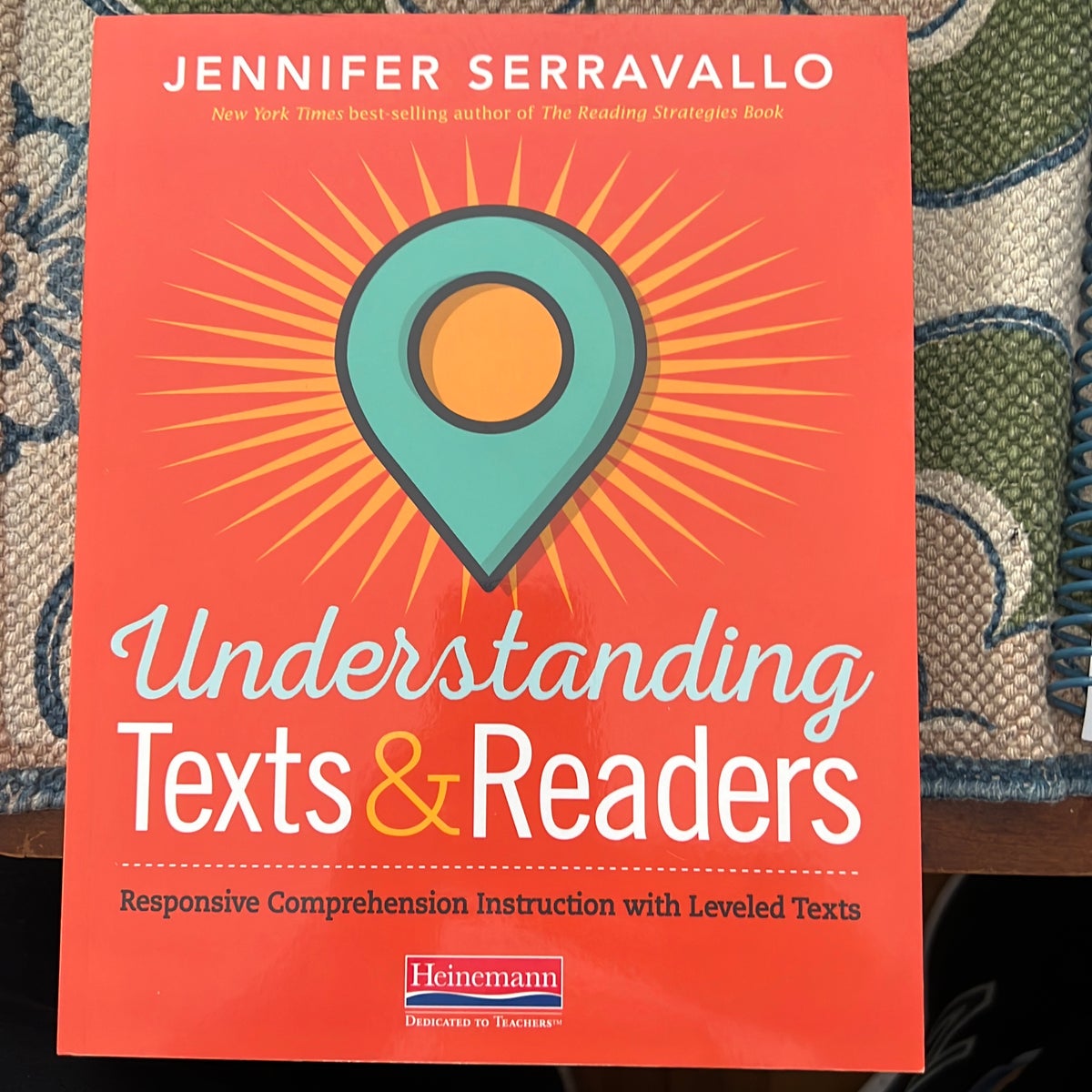 Understanding Texts and Readers by Jennifer Serravallo | Pangobooks