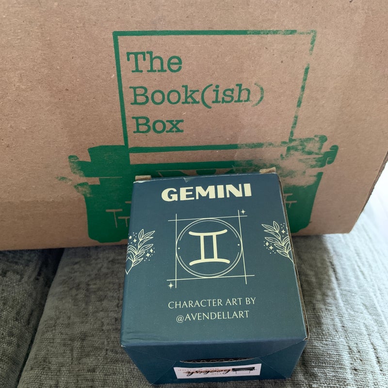 Bookish box Gemini twins candle