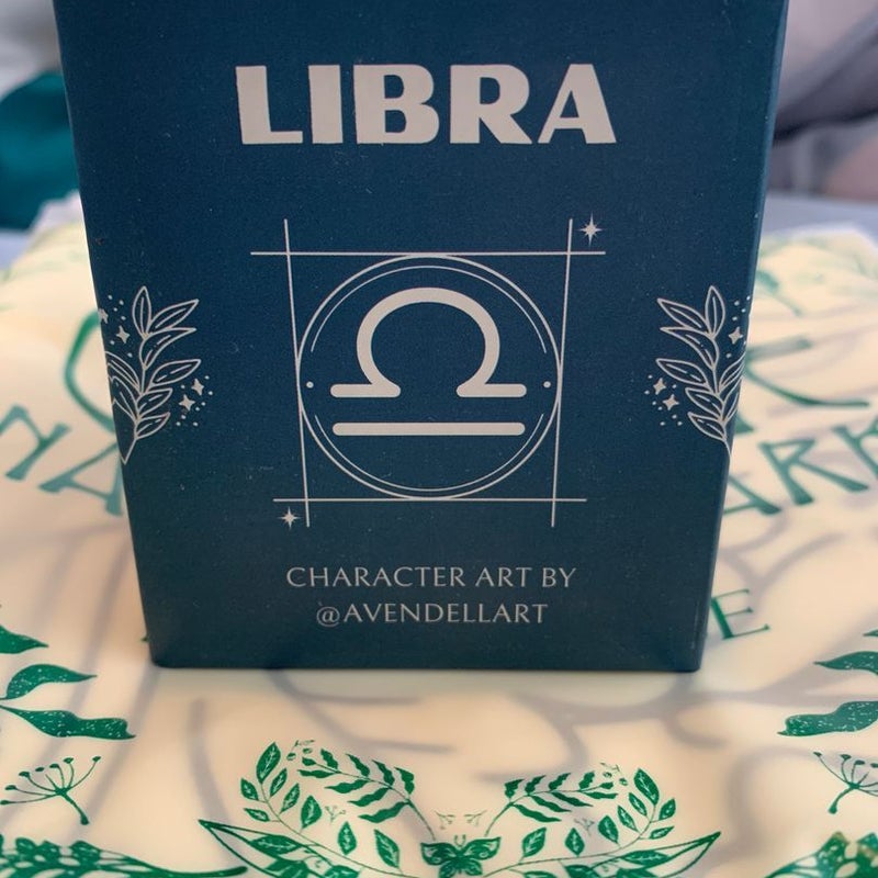 Bookish box Libra candle