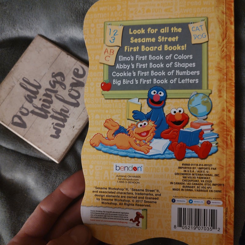 Elmo's First Book of Colors