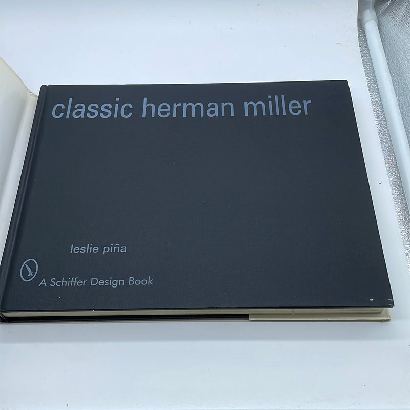 Classic Herman Miller by Leslie A. Piña, Paperback | Pangobooks