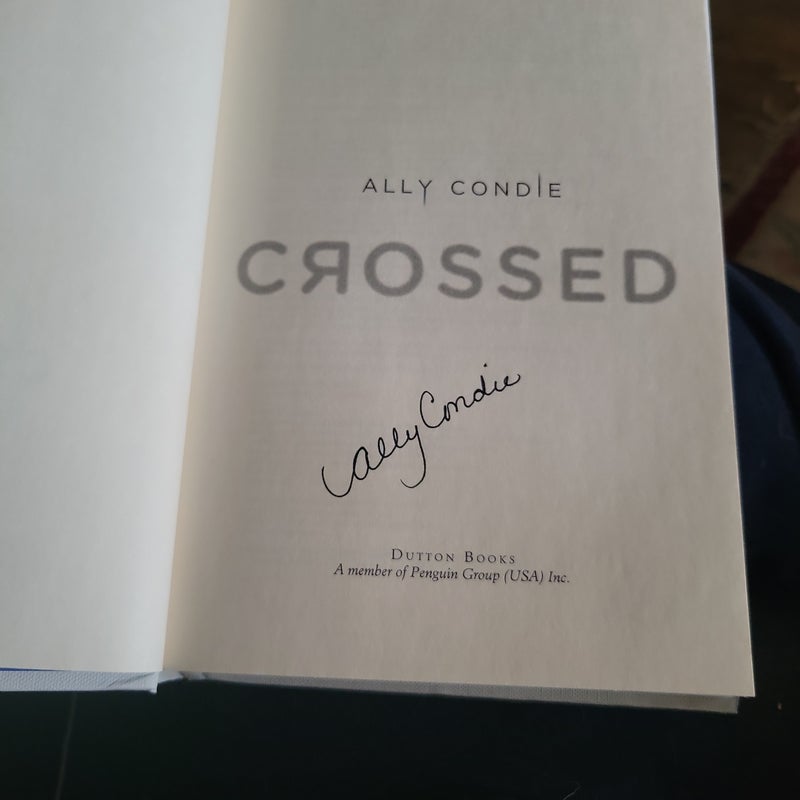 Crossed (signed edition) 