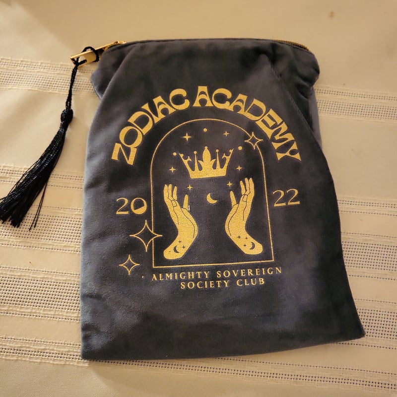 Zodiac Academy pouch 