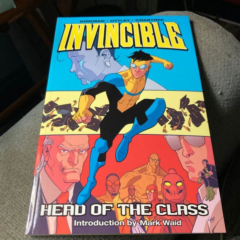 Invincible, Volume 2: Eight Is Enough by Robert Kirkman, Paperback