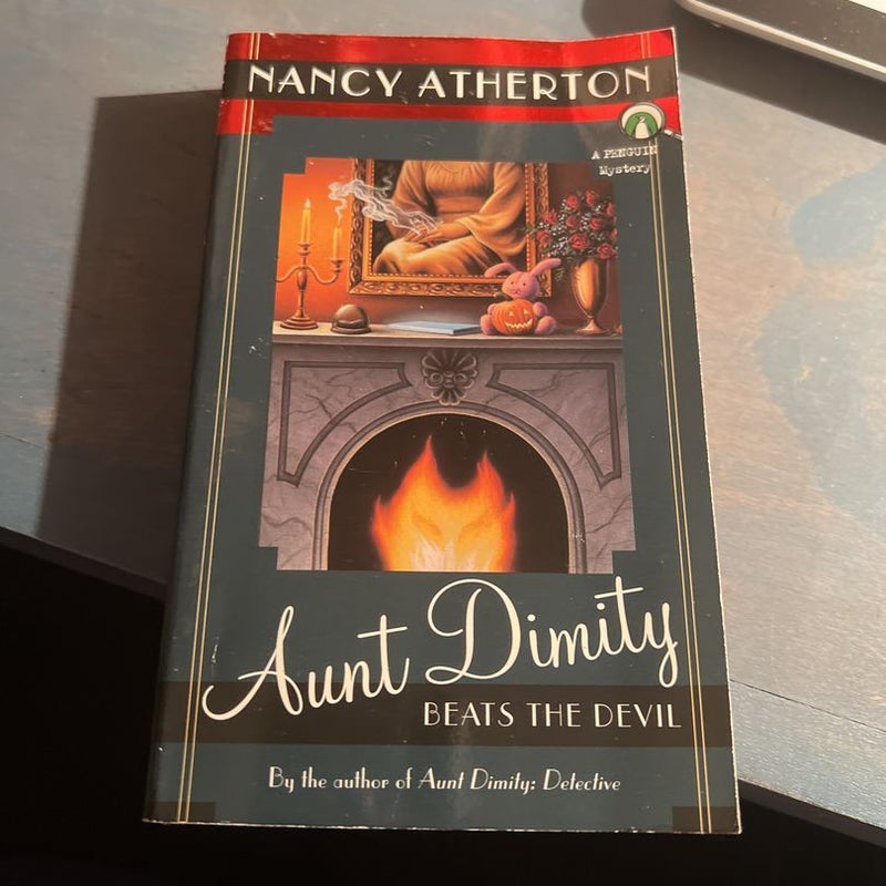 Aunt Dimity Beats the Devil