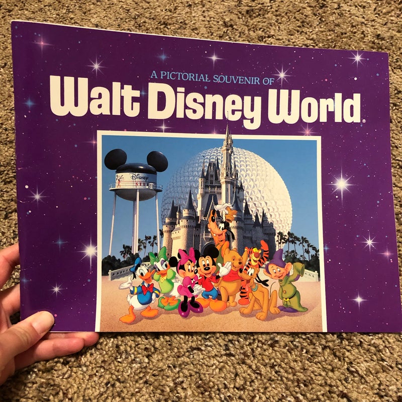 A Pictural Souvenir of Walt Disney World