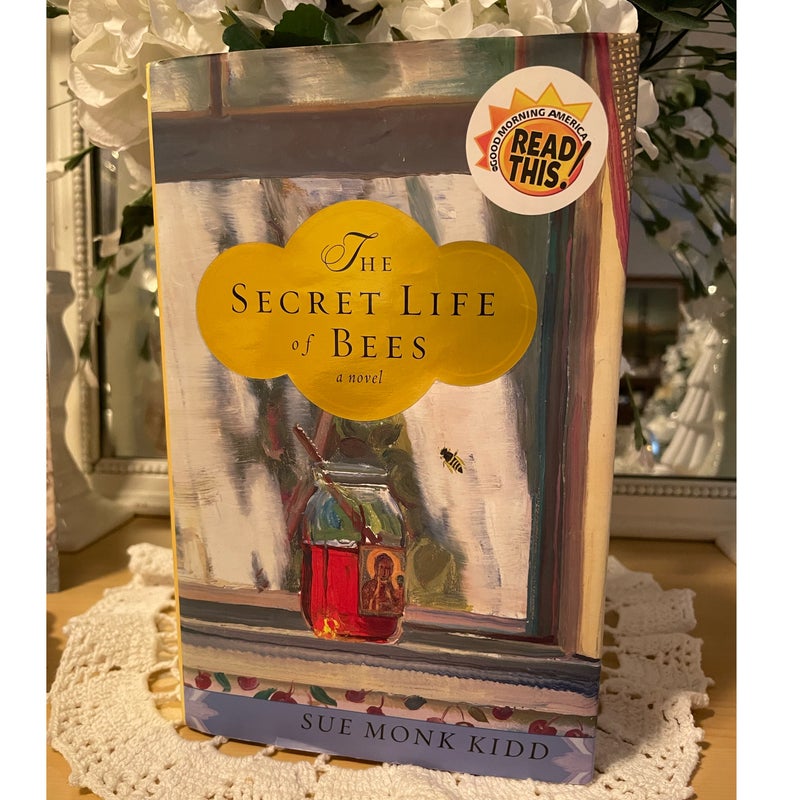 1stEd 1stPrint The Secret Life of Bee’s